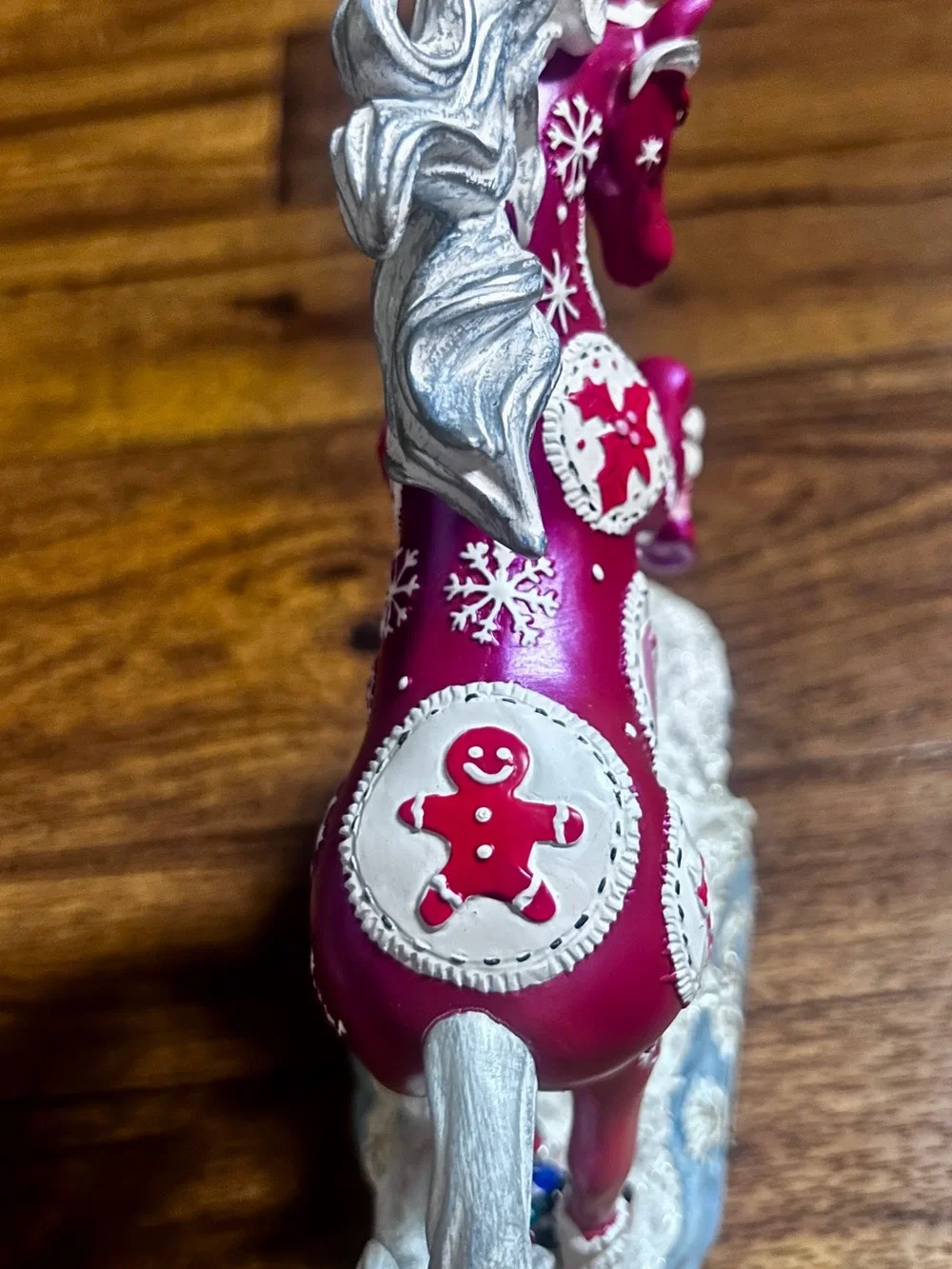 The Trail Of Painted Ponies “Holiday Sampler” ~ Red & White Gingerbread ~ Horse